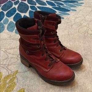 Dromedaris Kara Scrunched Leather & Suede Red Leather Boots ♥️ 37 US 6.5/7
